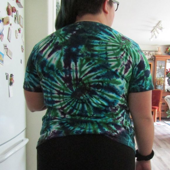 tied dyed tee large - Picture 1 of 2